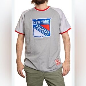 New York Rangers Officially Licensed NHL Shirt Men’s Size XXL Hockey Sporty Team